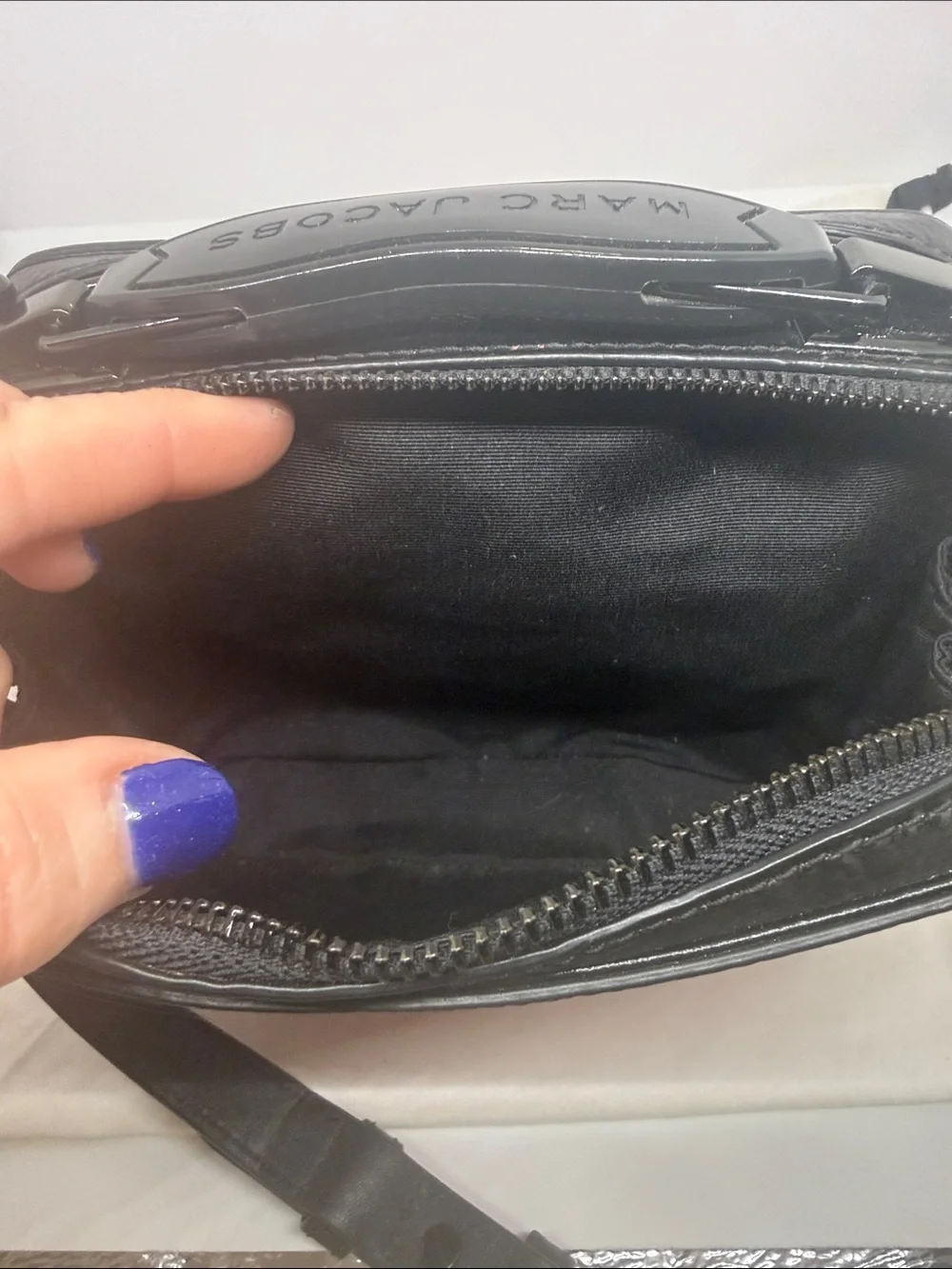 Authentic Marc Jacobs dipped Lunch Box bag black pink Crossbody purse